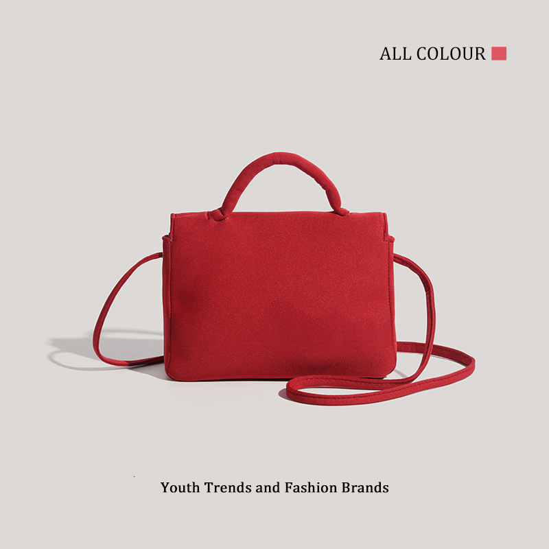 Red Polka Dot Handbag for Women 2025 Fashion Versatile Commuter Shoulder Crossbody Bag ddmymoon