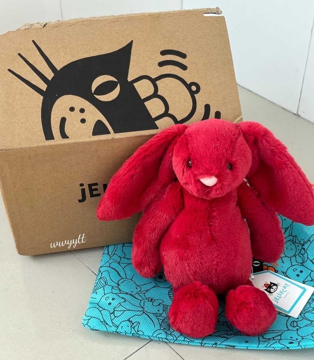 Dolls jellys Cat Bashful Luxe Bunny Scarlett Plush Children's plush toysRed Bonnie Rabbit Soft Toy rabbit body 1 pillow Cute Soothing the Doll Gifts