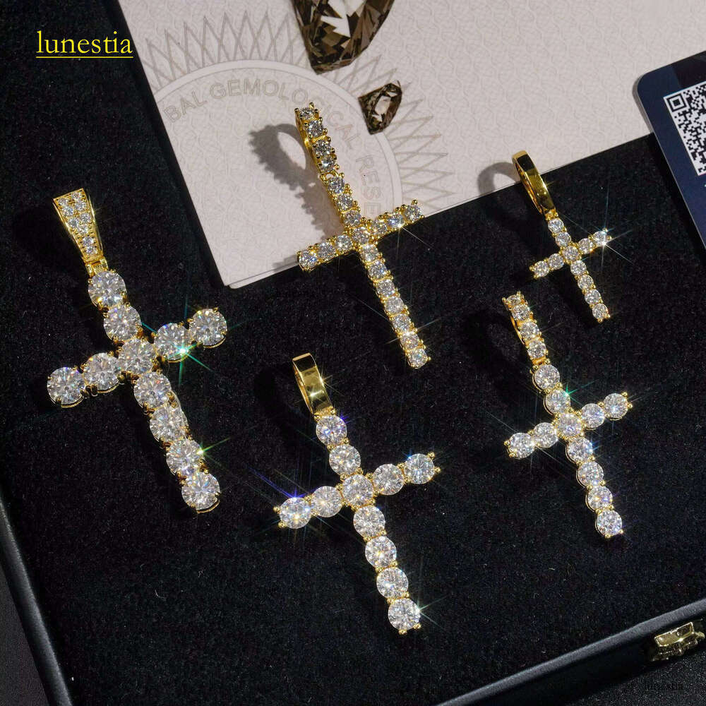 Stock Popular Jewelry Sterling Sier Vvs Moissnaite Dia Tennis Chain Cross Pendant Necklace