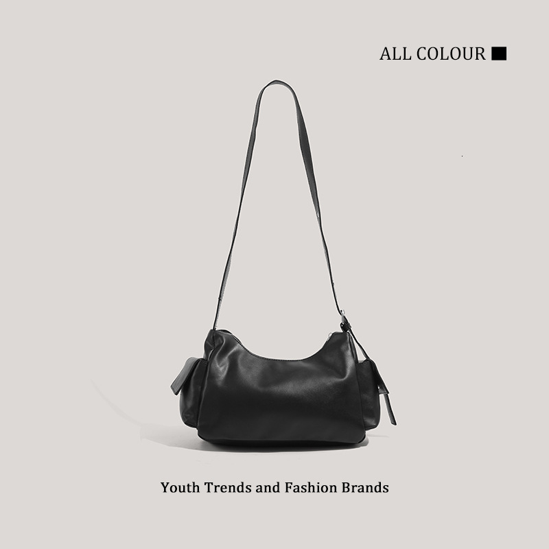 Sweet Cool Spicy Girl Motorcycle 2025 New Niche Design Multi-Pocket Commuter Shoulder Underarm Bag ddmymoon
