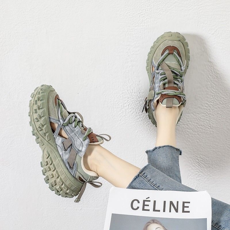Thick soled hollowed out dad and women's shoes with mesh breathable 2025 designer's new height increasing casual sports shoes