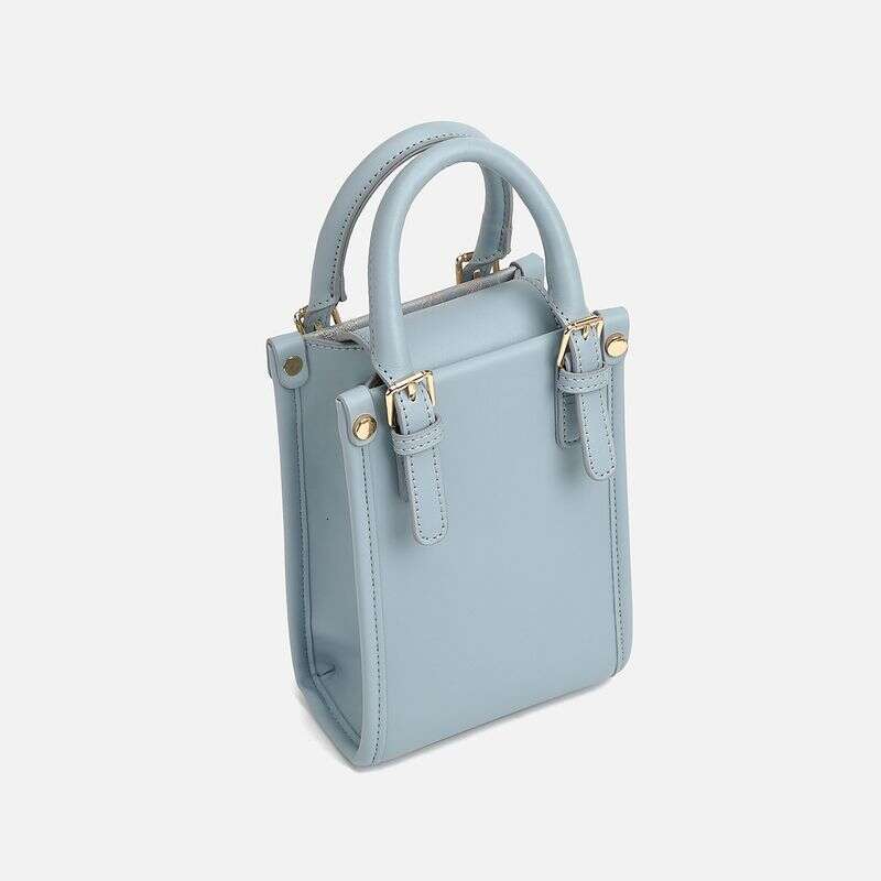 Women's Niche Design Large Capacity Tote Women 2025 New Fashion Versatile Shoulder Bag Simple Commuter Handbag
