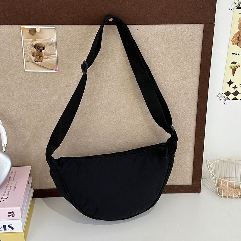 Dumpling Crossbody Bag 2025 New Luxury Bag Summer Solid Designer Bag Color Phone Bag Niche Ins Versatile Shoulder Bag Japanese Style Canvas Bag