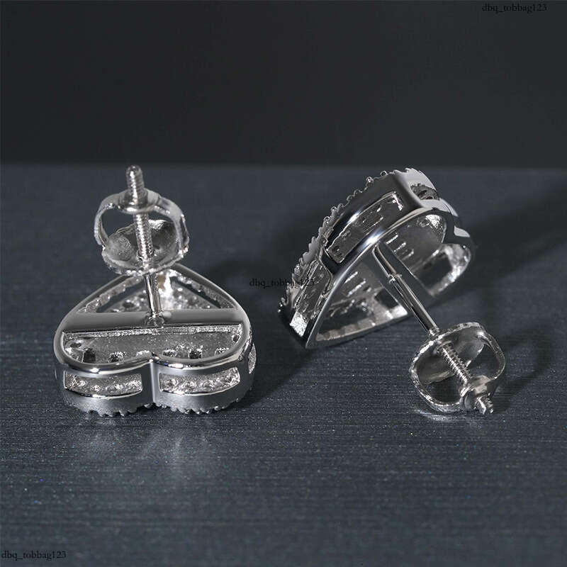 ICED OUT Sier Moissanite Heart-shaped Stud Earrings Hiphop Trendy Jewelry Accessories