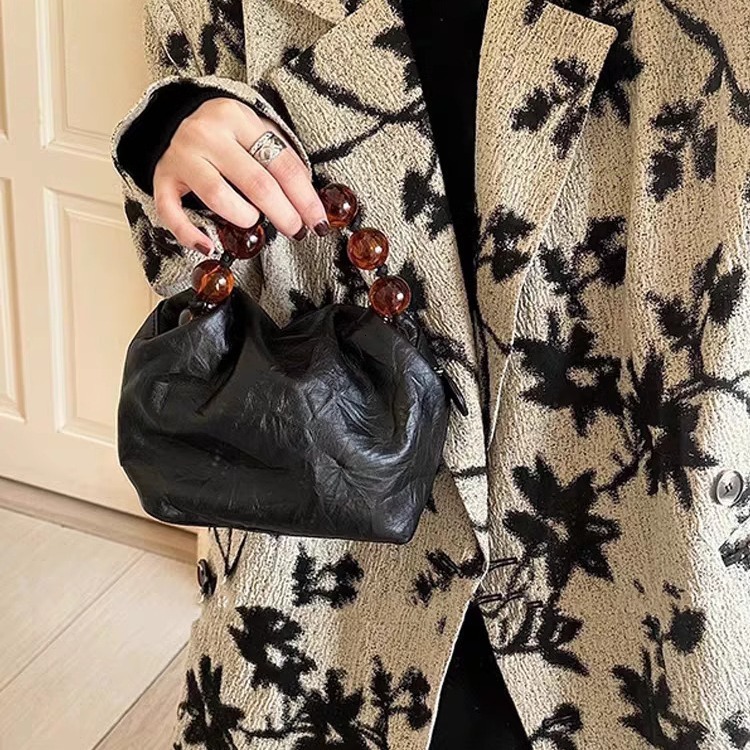 2025 New High-End Wrinkled Commuter Beaded Handbag Crossbody Bag ddmymoon