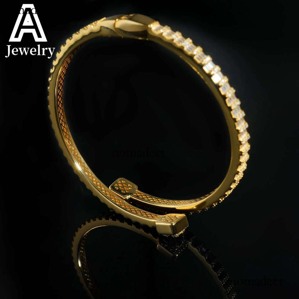 Fashion Baguette Moissanite Sier Trendy Jewelry Clover Bangles Bracelets
