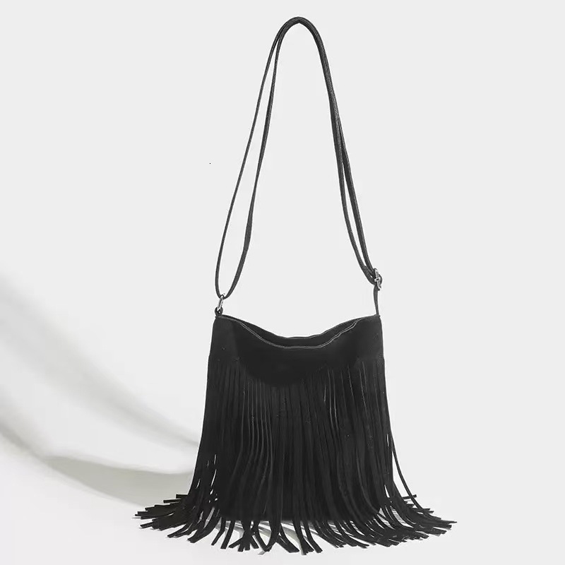 Tassel 2025 New Suede Saddle Fashionable Hot Girl Shoulder Versatile Commuter Crossbody Bag for Women ddmymoon