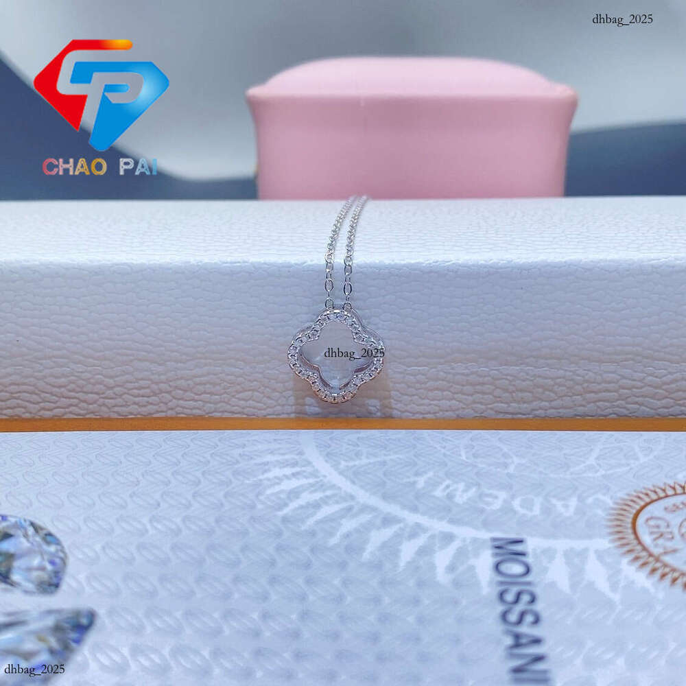 S Moissanite Korean Style Hollow Four-Leaf Clover Necklace for Women High-End Pendant Fashion Jewelry