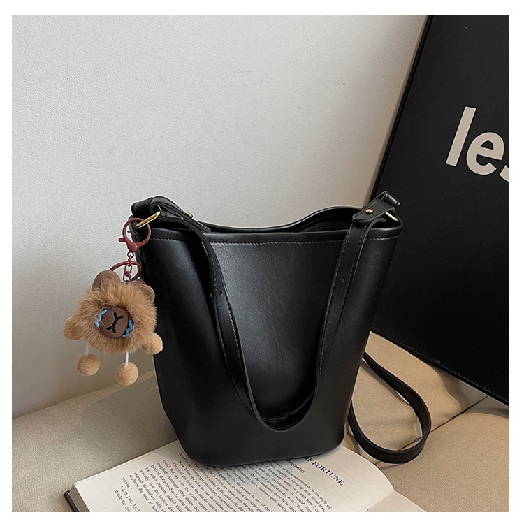 Luxury Bag Cross-border Designer Bag Trend Retro Women's Bag Fashion Simple Large Capacity Shoulder Crossbody Bag High-end Bucket Bag Mother Bag