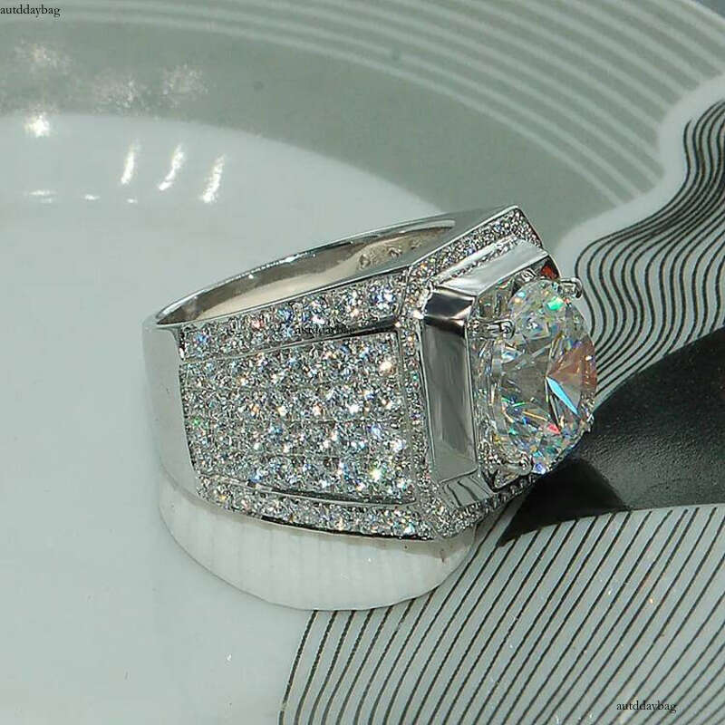 Stunning New Arrival Fashion Jewelry Sterling Sier White Sapphire Round Cut CZ Zirconia Party Women Wedding Engagment Men Ring