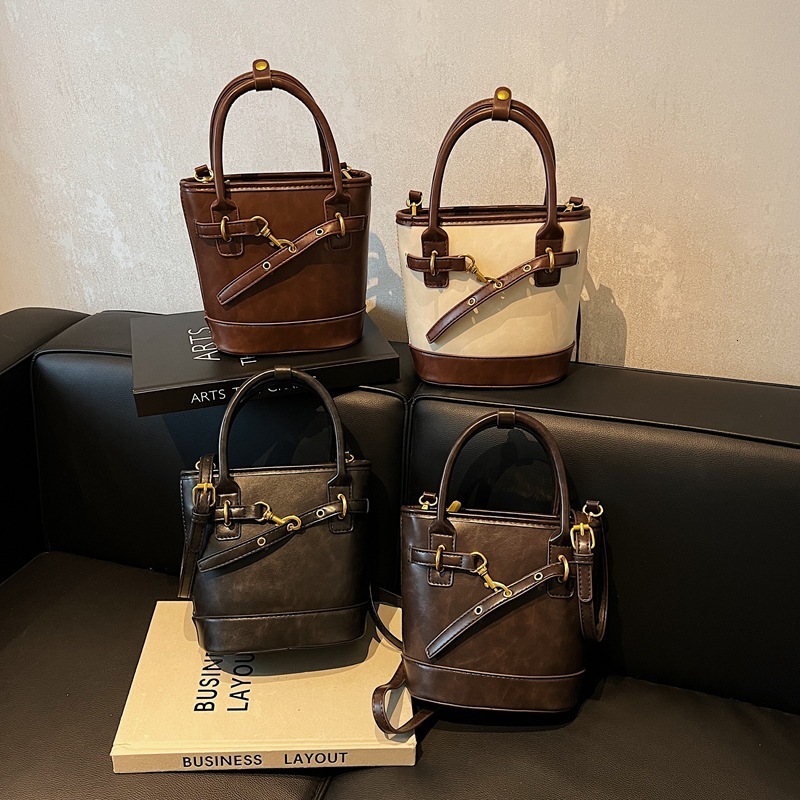 Niche Bags For Women 2025 New Autumn Winter Vintage Versatile Luxury Bag Handbag Crossbody Bag High-end Feel Designer Bag Cross-border Wholesale Bucke
