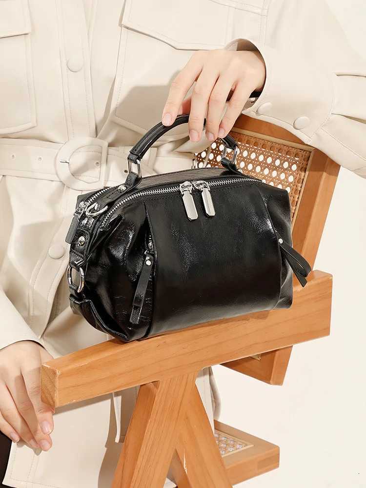 2025 Genuine Leather Women Boston Bag Crossbody Shoulder Bag luxury Cowhide Commuter Shopping Pillow Bag Handbag Gift for Girl Z250809