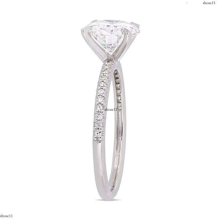 New Design Classical Four Prongs S Sier Round Cut D Color Moissanite Dia with GRA Certificate for Wedding Ring