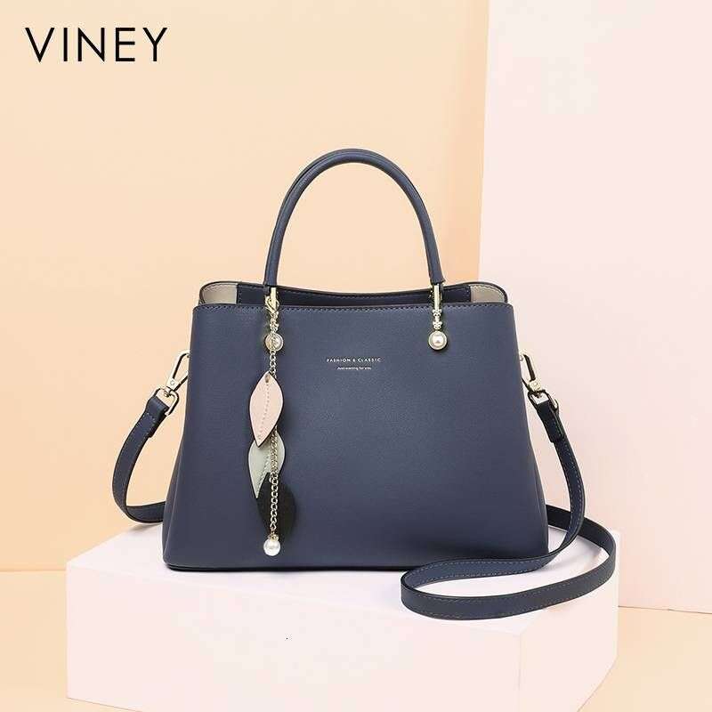 Gift Handbag New Women's Middle-aged Messenger Birthday High-end Genuine Leather Bag