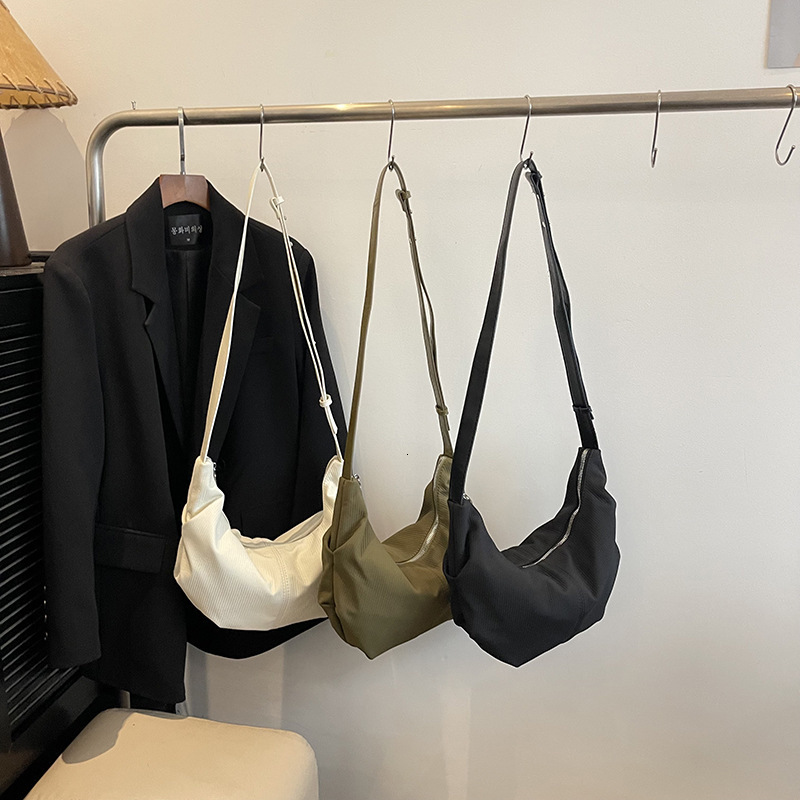 Cross-border Wholesale New Korean Designer Bag Niche Single Shoulder Underarm Bag Retro Crossbody Dumpling Bag Women's Single Luxury Bag Shoulder