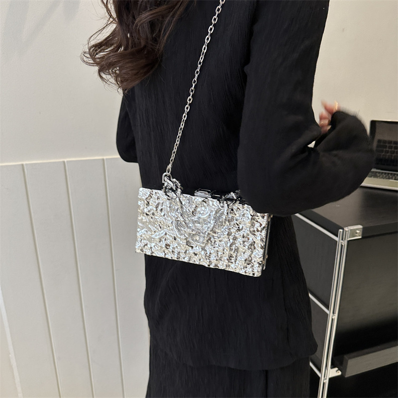 Exquisite Chain Handheld Acrylic Bag New Luxury Bag 2025 Designer Bag Fashion Ice Crack Pattern Personalized Handbag Crossbody Box Bag
