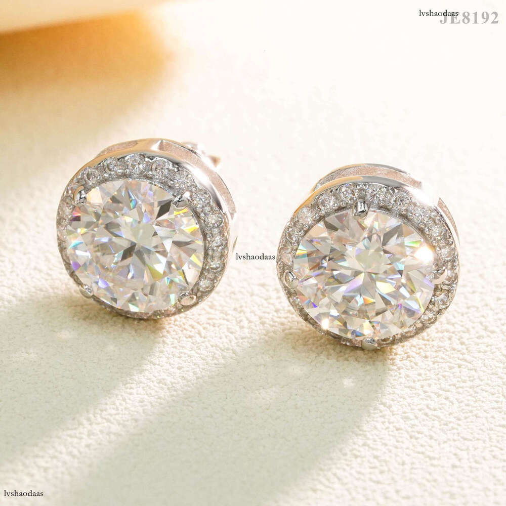 New Round High-Grade Sier Main Stone 9.0 Moissanite Elegant Earrings Various Styles for Men and Women