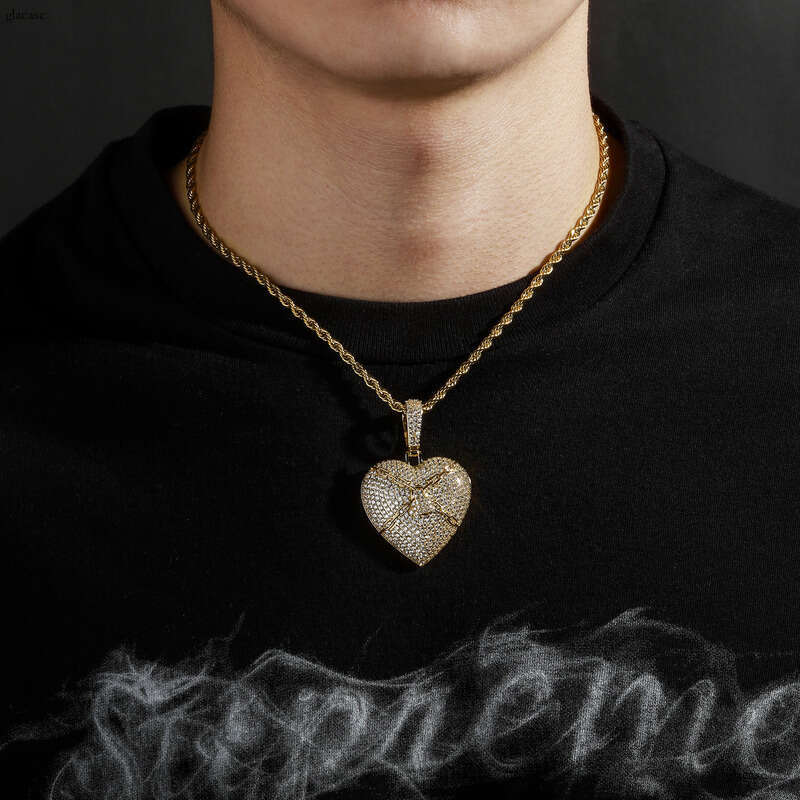 2023 New Hip-Hop Full Moissanite chain Heart Pendant Necklace for Men and Women Rap Trendy Accessories Gold Jewelry