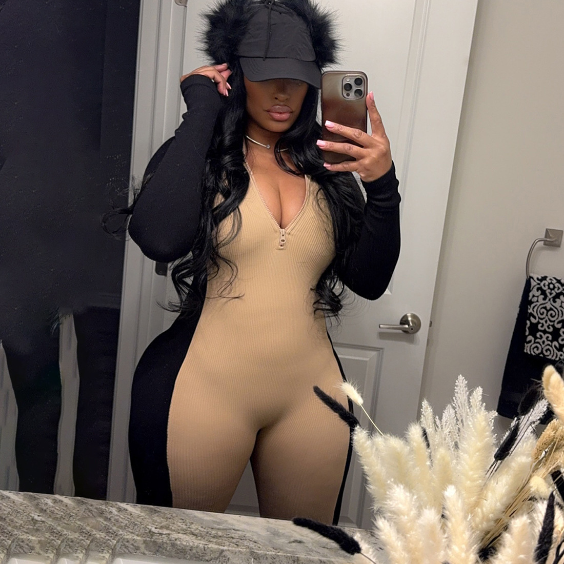 2025 Autumn New Style Sexy Deep V Zipper Tight Color-Block Long Sleeve Hip-Lifting Jumpsuit Womens Fashion