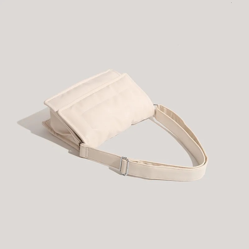 Premium 2025 New Soft Leather Large Capacity Single Shoulder Crossbody Cloud Tote Simple Bag ddmymoon