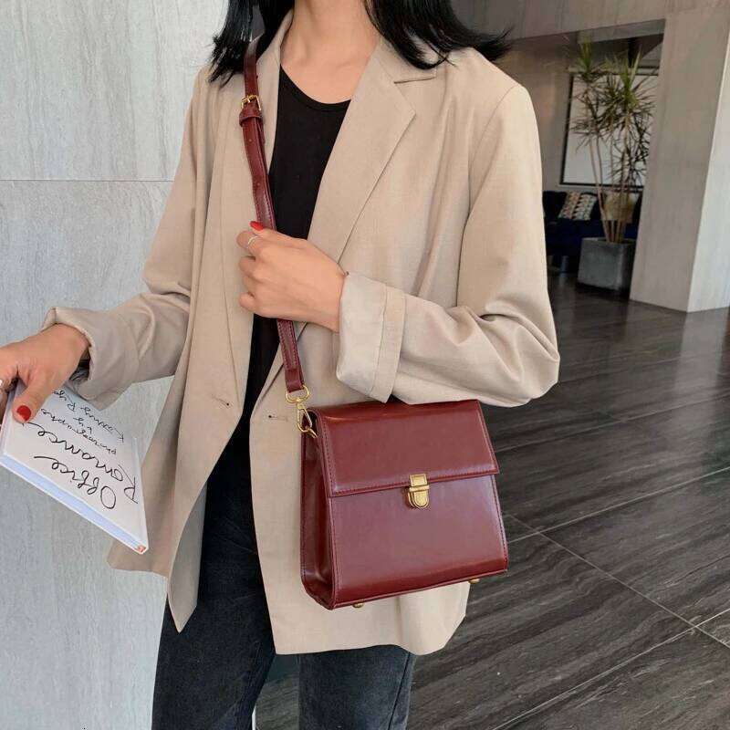 Pure Color Women's Shoulder 2021 Autumn New Vintage Lux Mini Square Bag Ladies Designer Crossbody Purses Texture Bolsa Femme