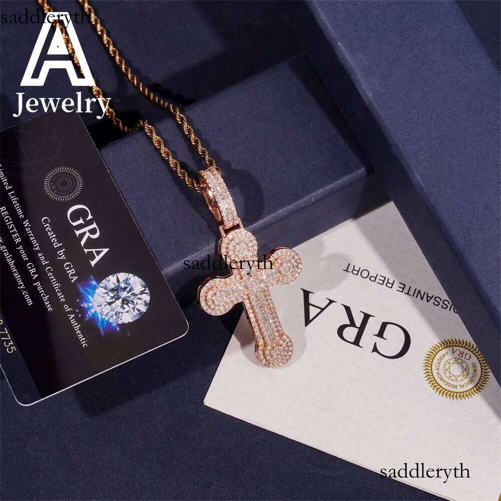 New Arrivals Hip hop sterling sier moissanite iced out shining cross pendant ea 18