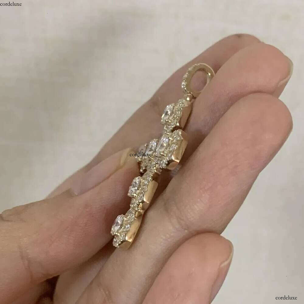 New Design 4mm 5mm 6mm Moissanite Dia Halo Hip Hop Cuban Cross Pendant for Tennis Chain Jewelry