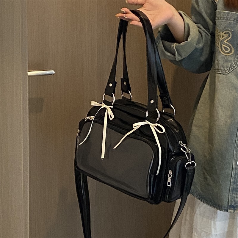 Casual Food Volume Badge Pain 2025 New Handheld Single Shoulder Large Capacity Crossbody Bag ddmymoon