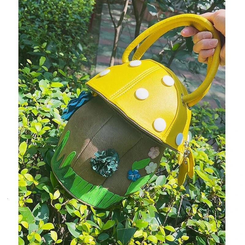 Creative Mushroom Shape Handbags for Women Fashion Designer Brand Purses Cartoon Shoulder Female Crossbody Bags Bucket Bag