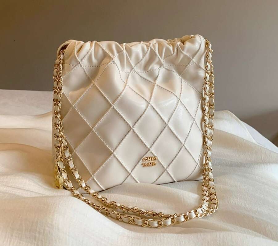 Designer Bag Shoulder Bag Luxury Bag Bucket Bag Purse Vintage Classic Showing Temperament Women's Crossbody Minimalist Style Large Capacity Bucke