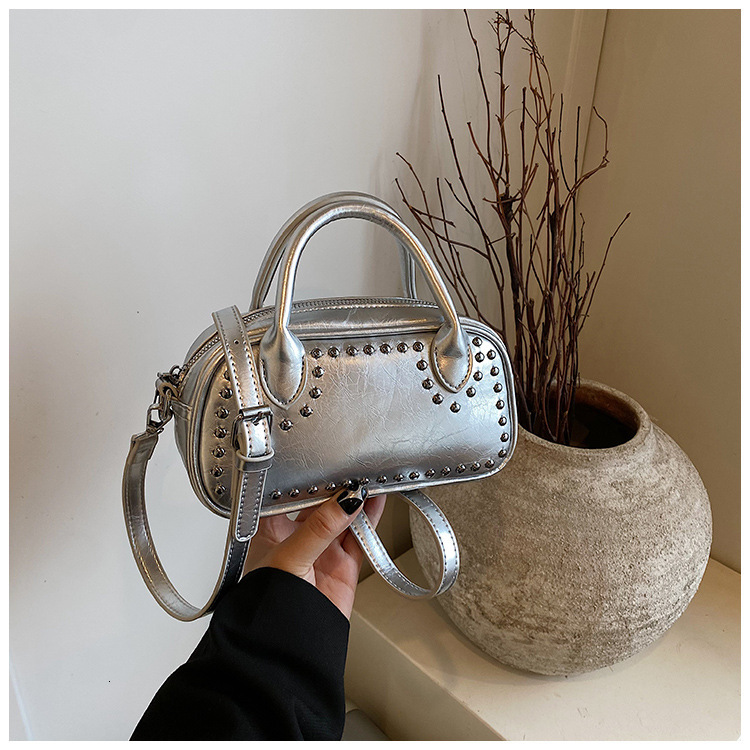 2025 Spring Trend New Korean Style Fashion Crossbody Luxury Bag Bag For Designer Bag Women Casual Small Bag Fashionable Casual Shoulder Handbag