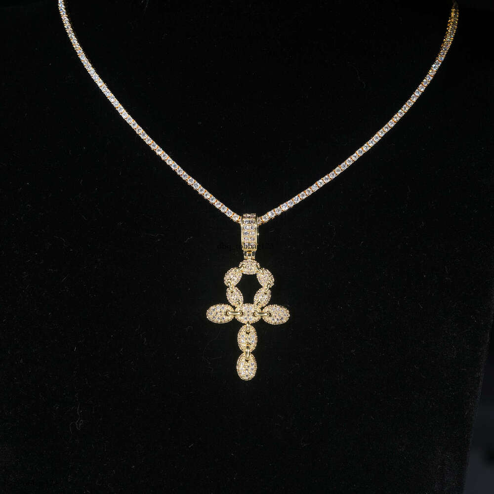 INS New Cross Pendant Versatile Necklace Trendy Must-Have Style Wuzhou