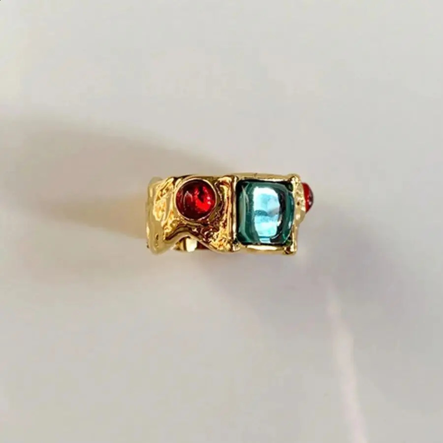 Chic Colorful Crystal Ring For Women Vintage Baroque Premium Gold Color Multicolor Stone Metal Irregular Ring Unique Gift 250805
