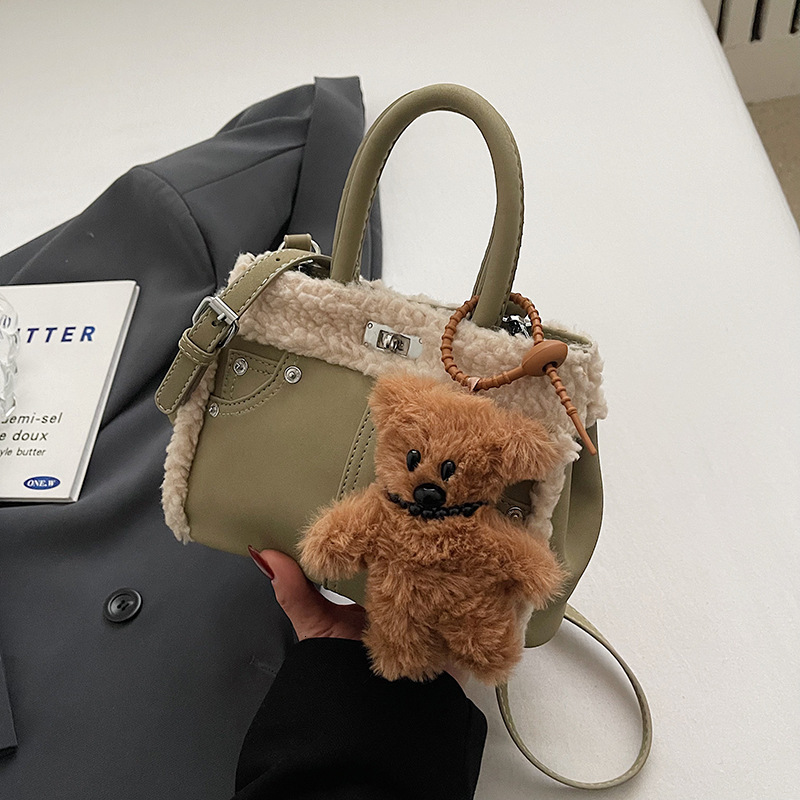 Autumn Designer Bag Winter Factory Direct Luxury Bag New French Handbag High-end Niche Tote Bag Fashion Trendy Crossbody Bag