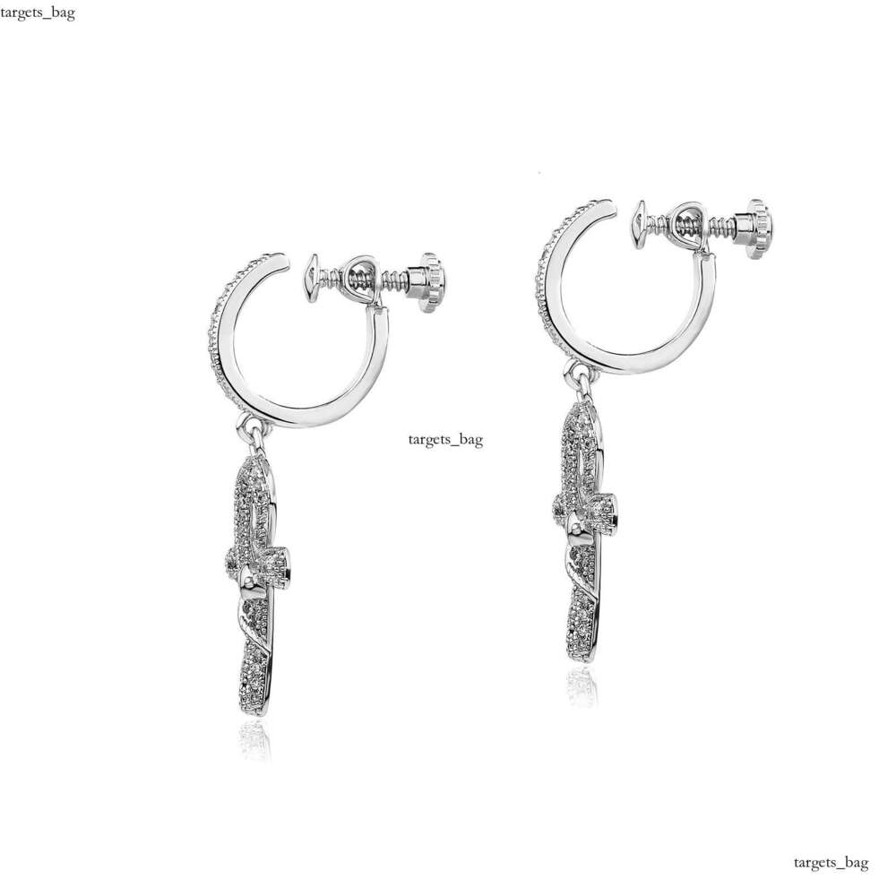 Trendy Non-Pierced Earrings for Men and Women Hip-Hop Studs Personality Simple Snake Inlaid Dia Ear Jewelry