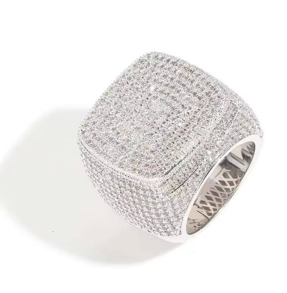 2025 Iced Out Jewelry VVS Moissanite Men Ring Gold Hip Hop Real Gold Hiphop Gemstone Rings Round Champion Ring