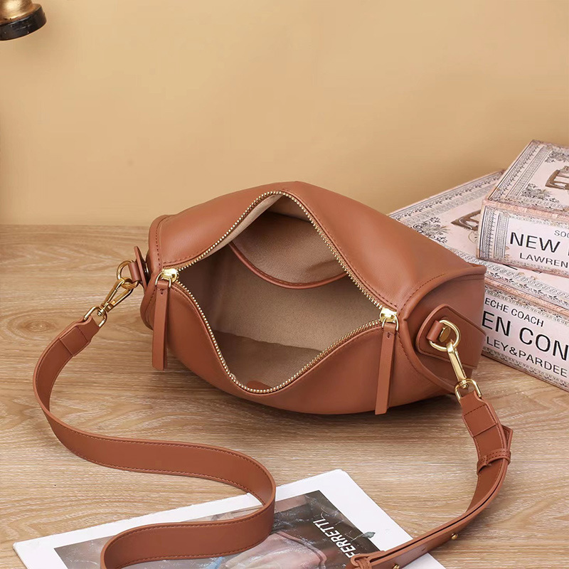 2025 New Luxury Handbag High Quality Niche Leather Large Capacity Women's Crossbody Bag Free Shipping Designer Luxury Single Shoulder Underarm Wo