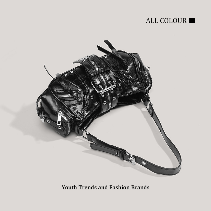 2025 New Hot Girl Motorcycle Single Shoulder Crossbody Rivet Commuter Underarm Bag ddmymoon