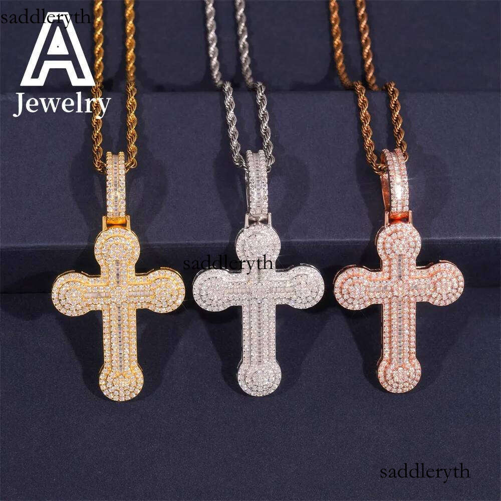 New Arrivals Hip hop sterling sier moissanite iced out shining cross pendant ea 18