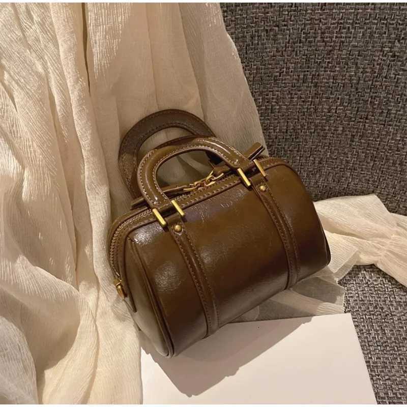 2025 Boston Bag Genuine Leather FAshion Niche Brand Exquisite Crossbody Shoulder Practical Mini Versatile Elegant Handbag Z250809