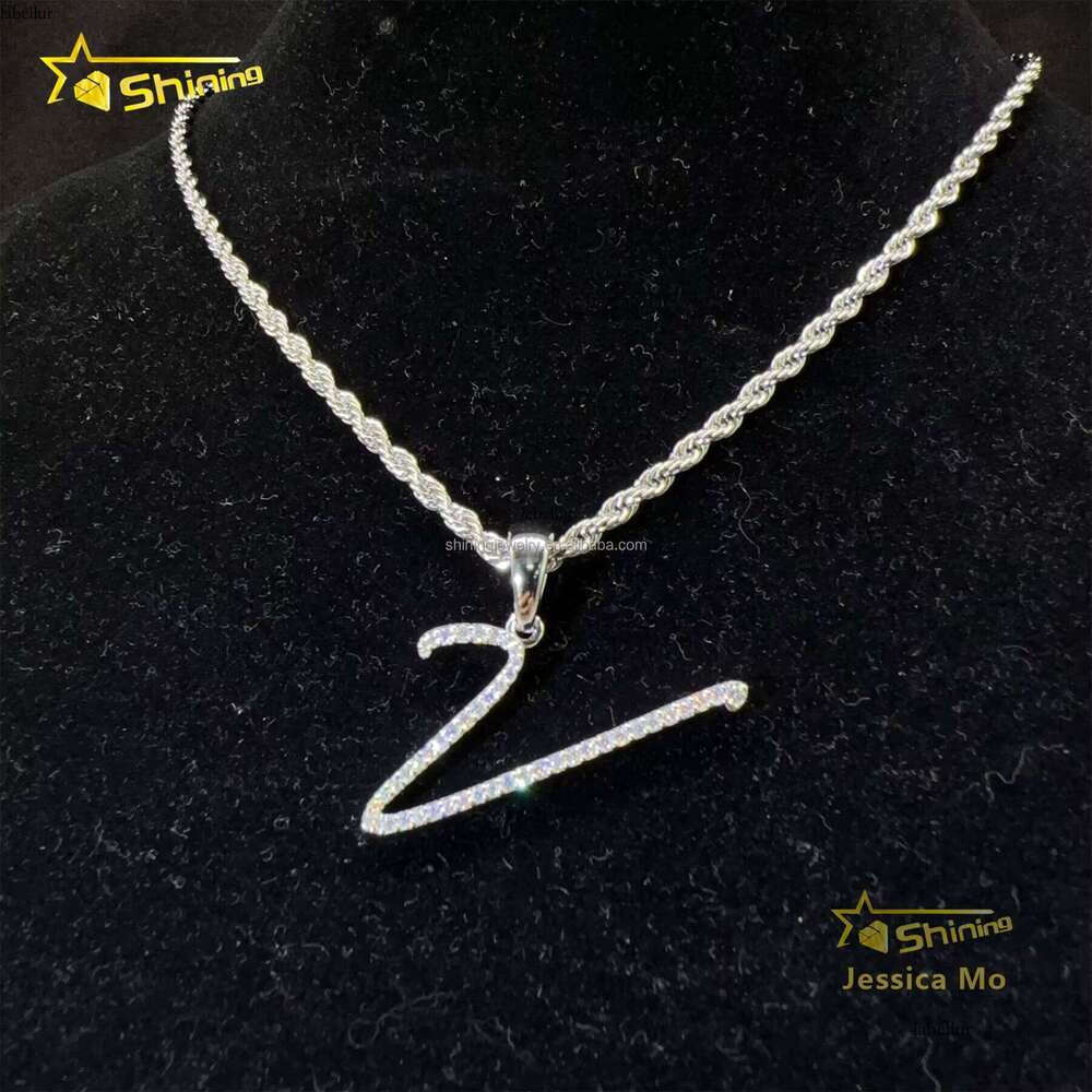 Fashion Unisex Elegant Jewelry GRA Certified Sterling Sier FL Moissanite DIa Initial Curve Letter Pendants
