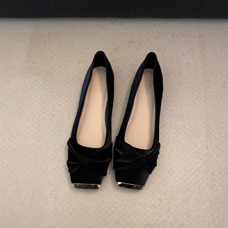 Women's flat shoes commuting shoes 2025 designer's new French square toe Mary Jane loafers
