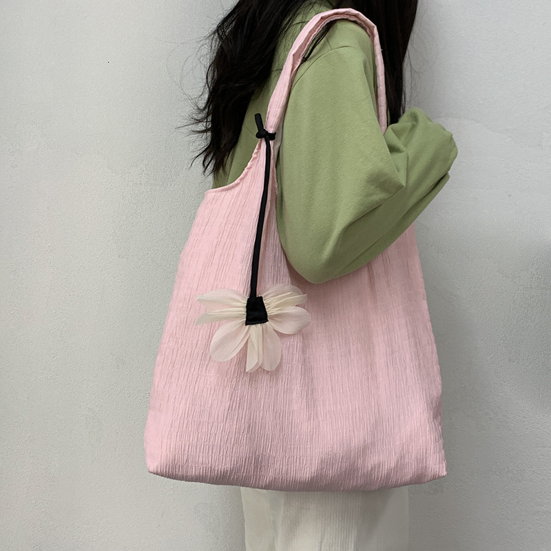 Ladies' Shoulder Bag 2025 New Designer Style Large Capacity Bag with Folded Fabric