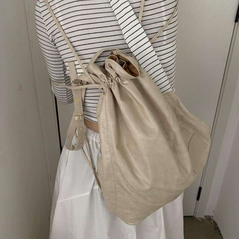 2025 Autumn And Winter High Quality Drawstring Design Commuter Multifunctional Women's Backpack Fashion Versatile Casual Daily Personalized