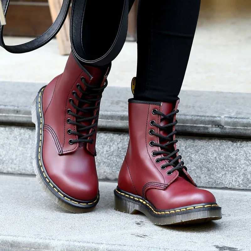 Boots Men Shoes Casual Shoes Classics Ankle Boots High Slip on Office Ventilate Versatile Motorcycle Mens Boots Mens Boots W250811