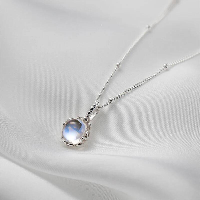 Popular sterling sier moonstone hollow necklace for women exquisite blue round pendant collarbone chain fashionable jewelr