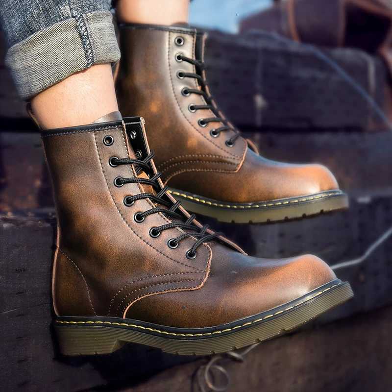 Fashion Mens Boots British Style High Top Casual Sneakers Men Luxury Designer Work Shoes Outdoor Anti-slip Motorcycle Boots Mal W250811