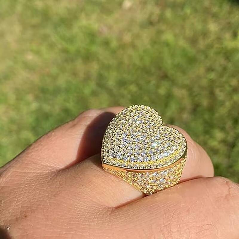 Pass Diamond Tester Hip Hop Jewelry 18K Gold Plated Luxury Solid 925 Silver Iced Out GRA VVS Moissanite Heart Shaped Men Ring