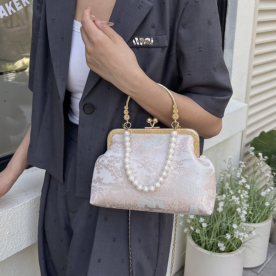 Handheld Single Shoulder Crossbody Pearl Embroidery New Chinese Style Evening Clutch Women's Bag ddmymoon