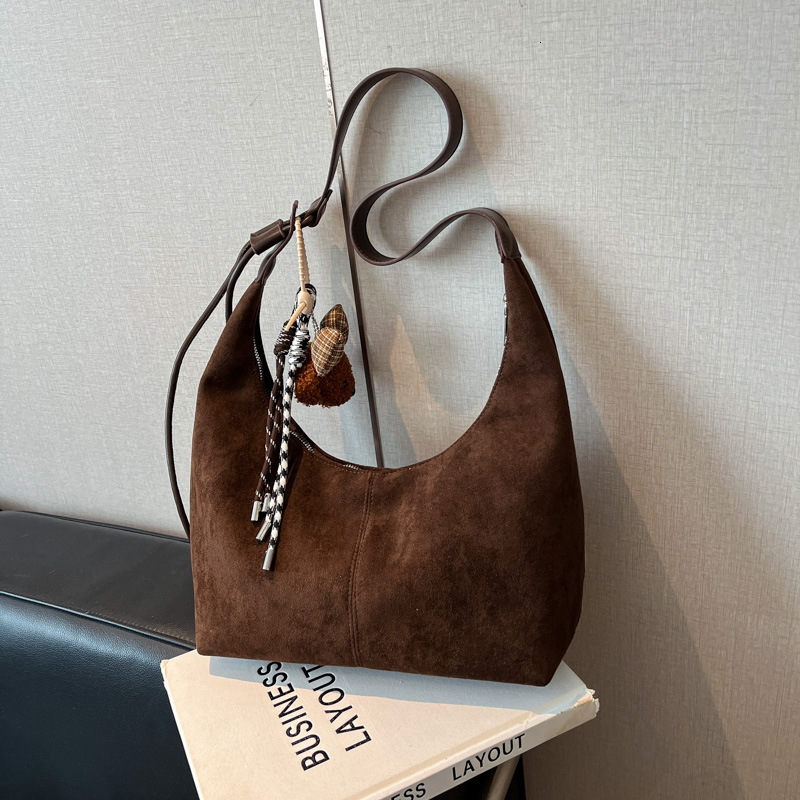 Suede Commuter Large Capacity Crossbody for Women 2025 New Lazy Style Simple Underarm Shoulder Bag ddmymoon